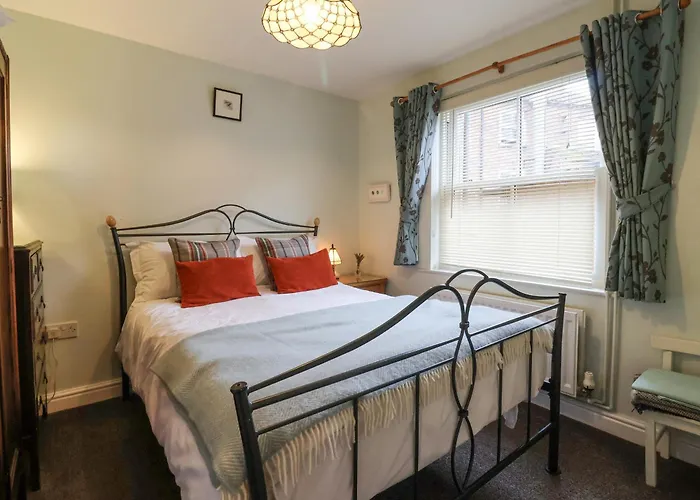 3 Westgate Mews Ripon